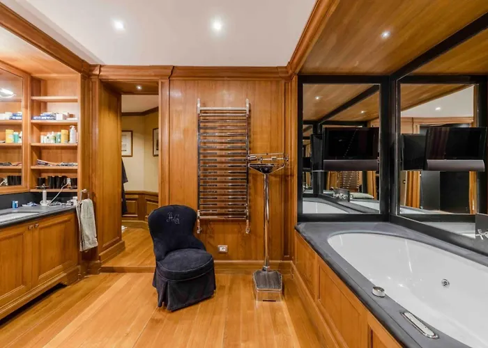 The Pope Apartment *